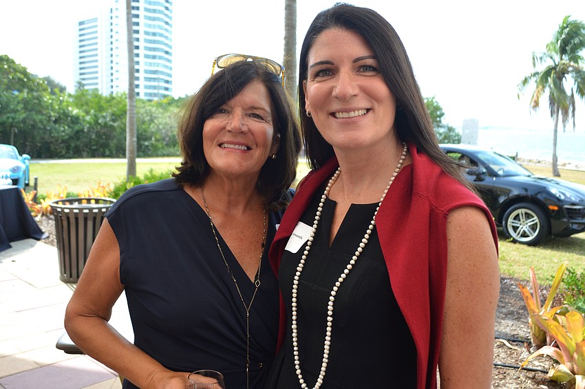 Ellie Fernands with her daughter, Melissa Fernands