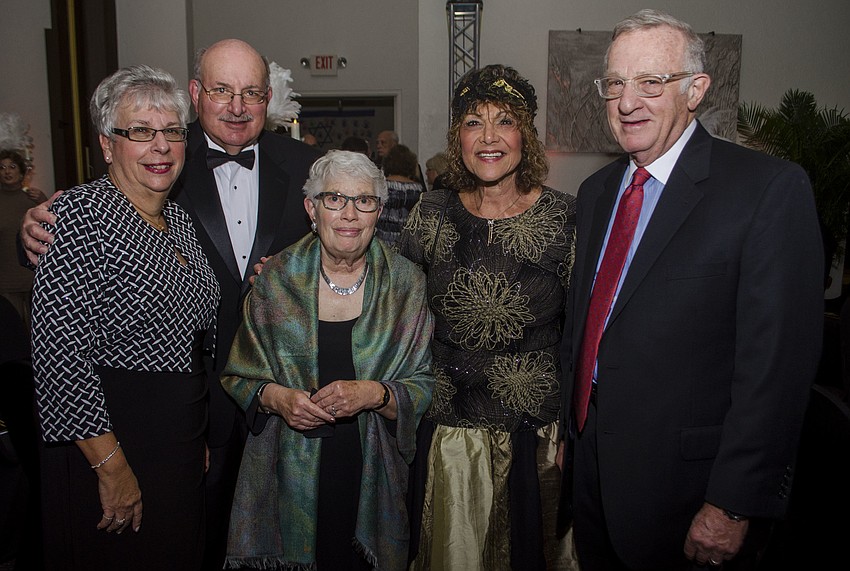 Leslie and Jay Cohen, Sue Spector, Ronnie Riceberg and Marty Spector