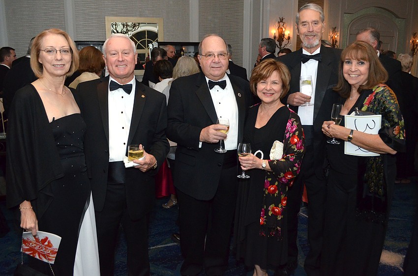 Carol and John Wojtyna, Diane and Ron Kosey and David and Karen Tschanz