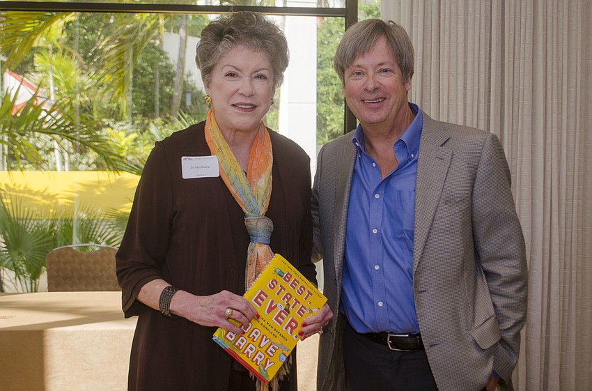 Susan Buck poses with Dave Barry.