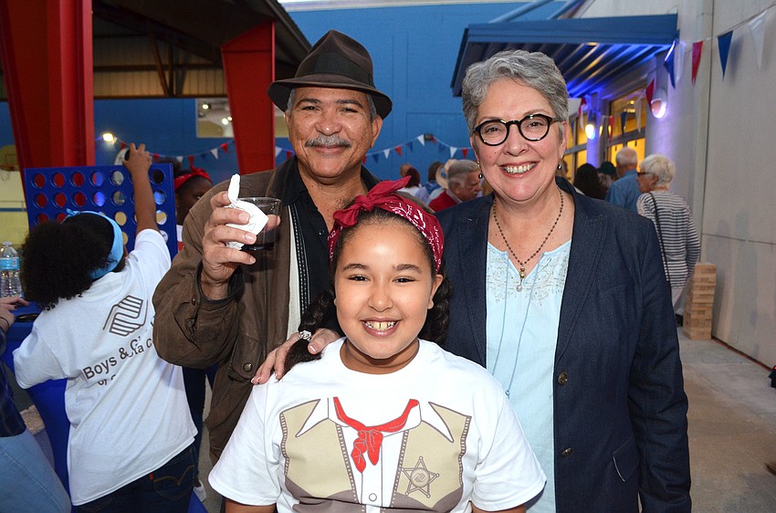 Edsel Van De Wall Arnemann, Ghita D. and Leiland Theriot