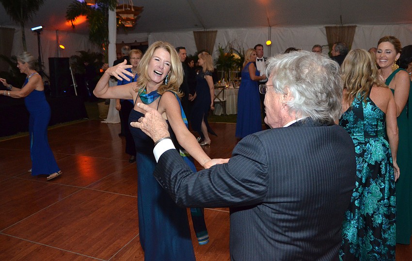 Elizabeth Moore dances with Rob Patten.