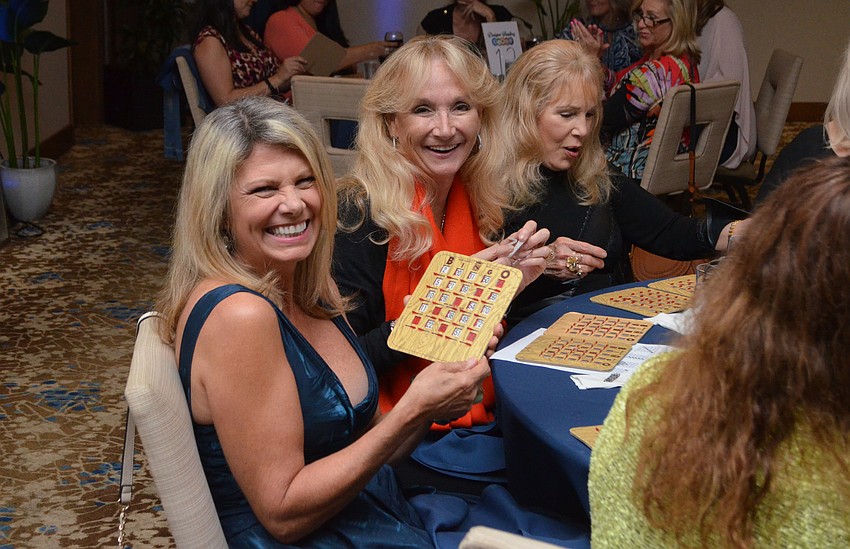 The first bingo winner of the night was Julie Johnson.