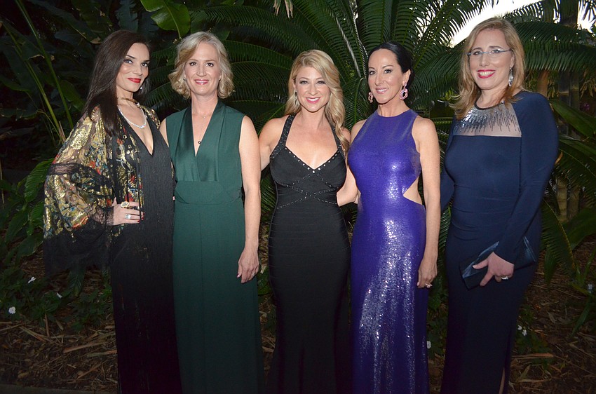 Co-Chairwomen Liebe Gamble, Katie Hollingsworth, Emily Stroud and Ashley Kozel with Jennifer Rominiecki, president of Marie Selby Botanical Gardens