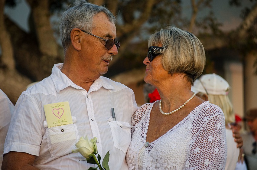 Robert and Evelyne Spoons