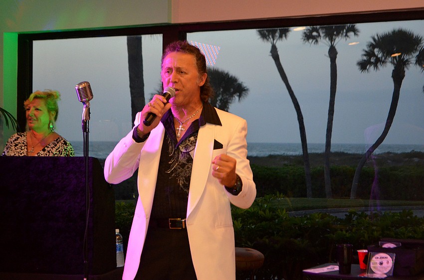 Kim Jenkins performed various hits from Motown for the Seaplace crowd.