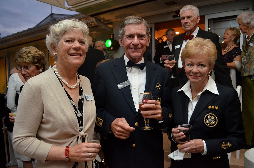Helen Turner, Mike Seery and outgoing Commodore Lynn Smith