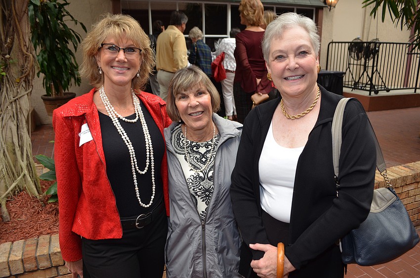 Robyn Didelot, Sharon Kenworthy and Glenda Guthrie