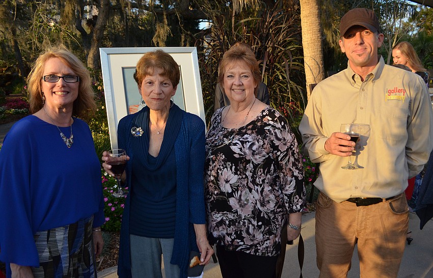 Kathleen Winder, Leah Sherman, Linda Thompson and Chris Button