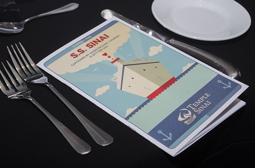 Temple Sinai'      s annual gala had a nautical theme.