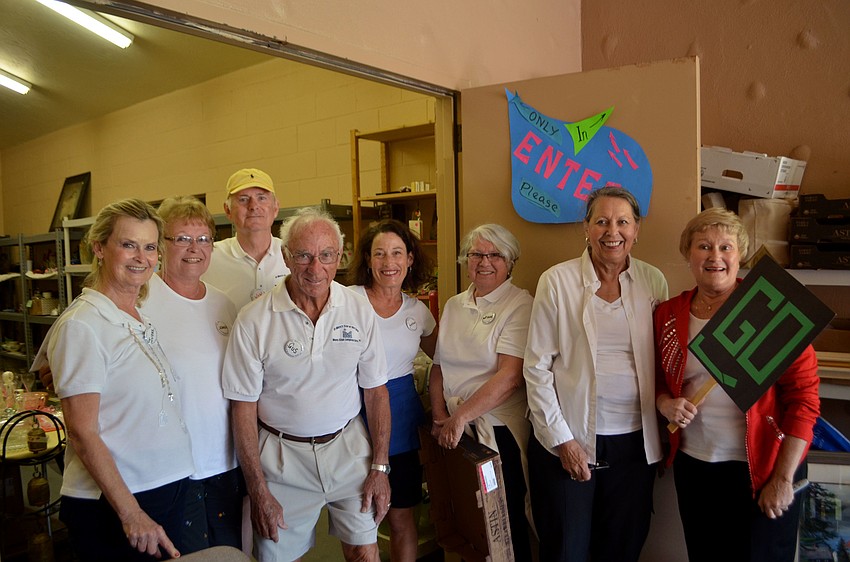 Judee Endean, Lea Ann Rosenthal, Ken Simpson, Gus Swoboda, Gretchen Burns, Jo-Ann Mancini, Betty Bowe and Mary Ann Simpson