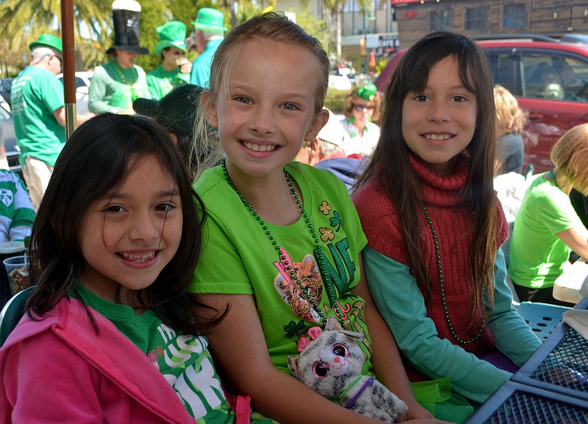 Lili Oroco, 7, Colleen Putnam, 8, and Faith Class, 8