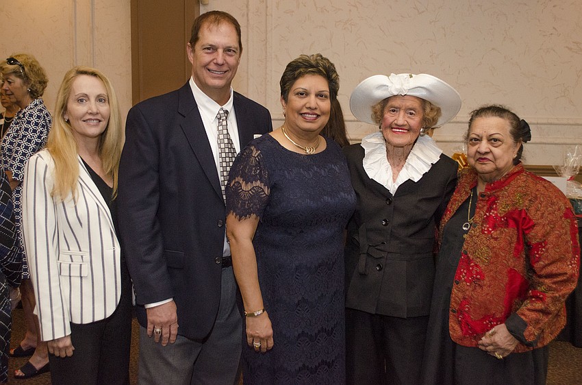 Diana Michel, William Mariotti, Co-Chairwoman Dr. Anila Jain, Honoree Betty Schoenbaum and Co-Chairwoman Dr. Mona Jain