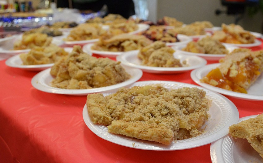 Der Dutchman Restaurant provided pie for dessert at the Mayors’ Feed the Hungry 30th Anniversary Celebration on March 22 at Harvest Church.