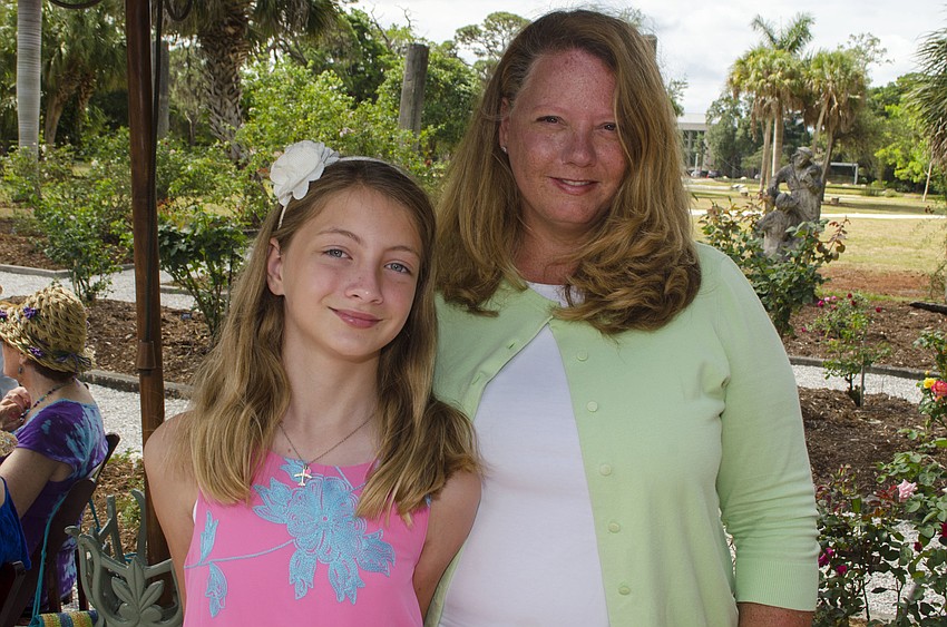 Cate Darpino and Melissa Darpino