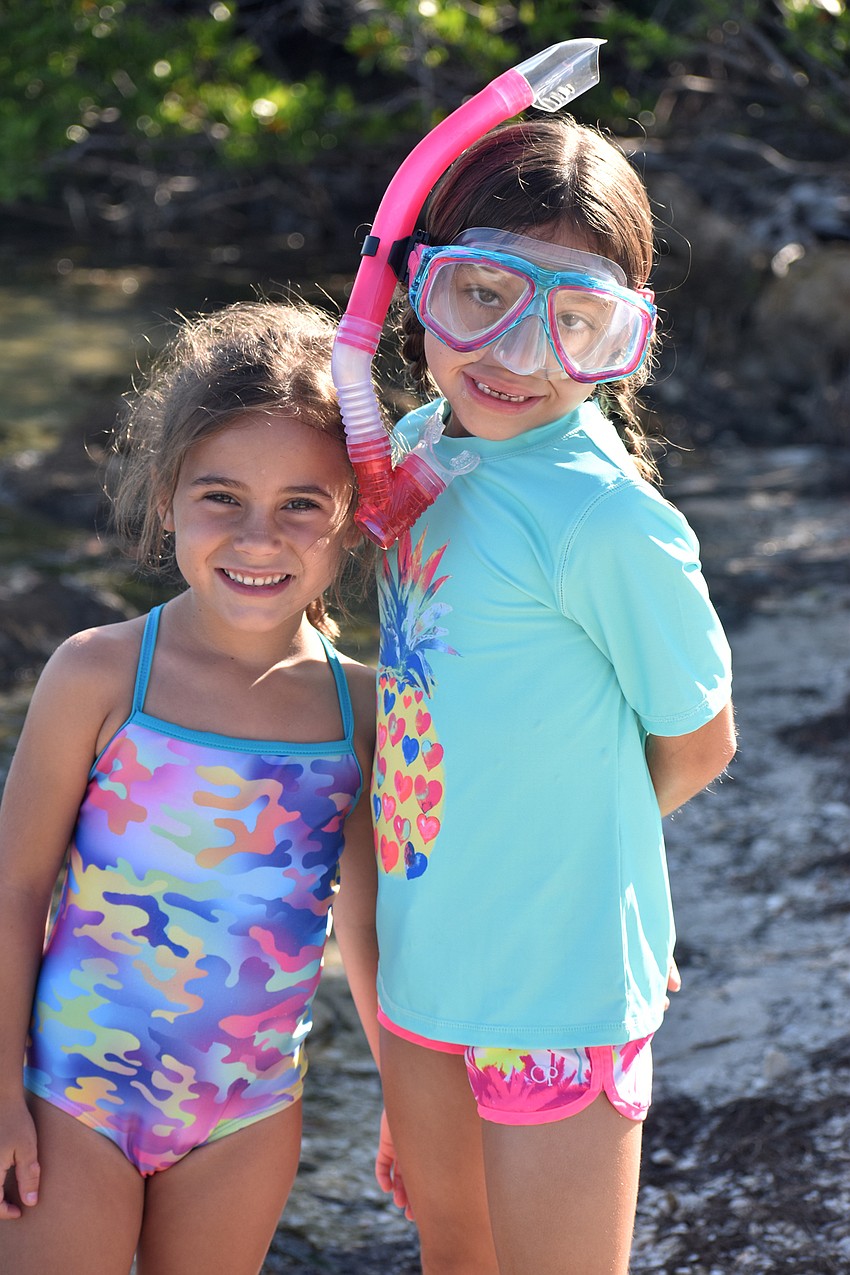 Emma Uihlein and Amelia Thomas