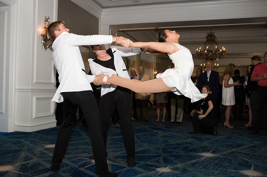 Sailor Circus performed for the attendees throughout the evening.