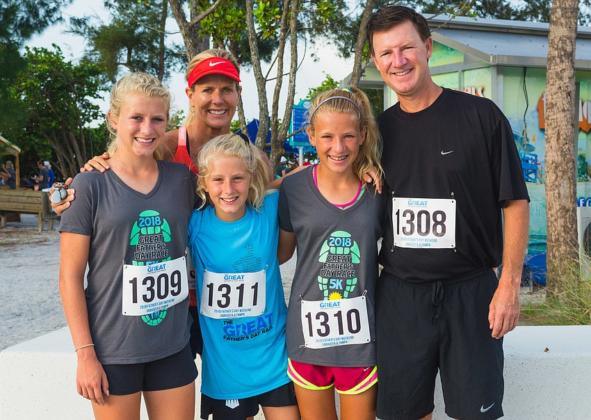 Kennedy, Sheri, Kayleigh, Kelsi and Kevin Hart