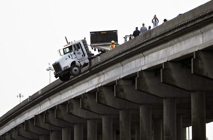 The driver of the semi-truck has safely exited the vehicle. Image courtesy of Ernie Soller.