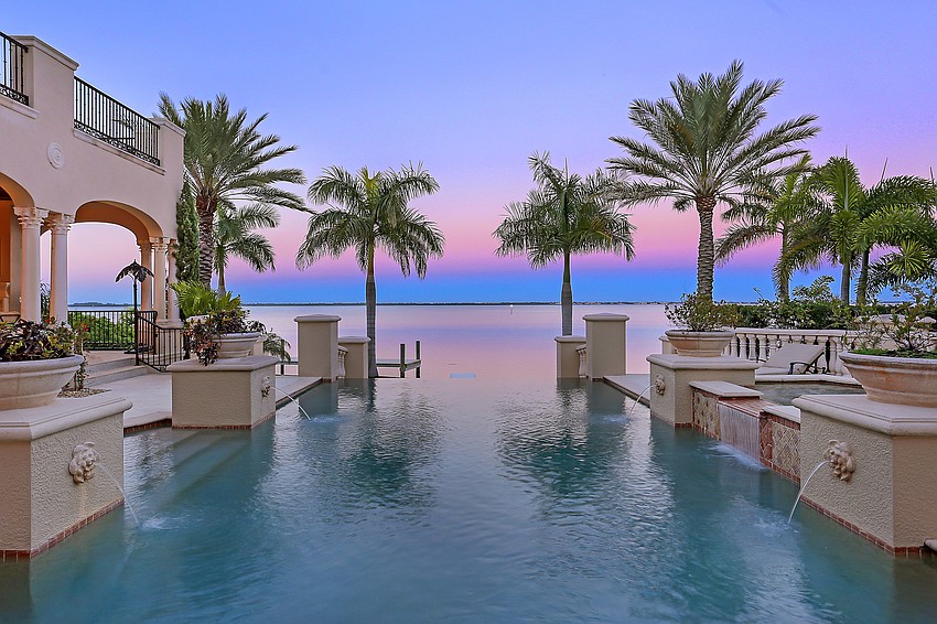 5060 Gulf of Mexico Drive.