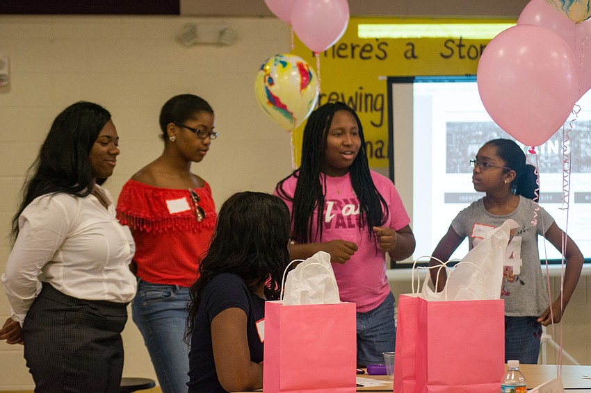 Keimyha Hinds, Kahlyn Washington, Jaelyn Jenkins and Sydney Dickson present what they discovered about their learning styles.