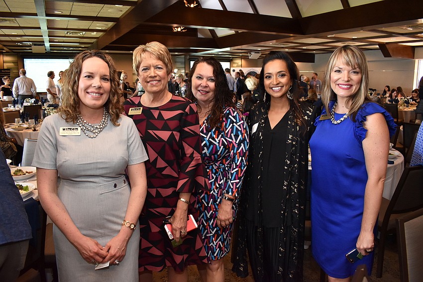 Courtney Wise Snyder, Susanne Wise, Darlene Ehrhart, Umbreen Khalidi-Majeed and Erika Wise Borland