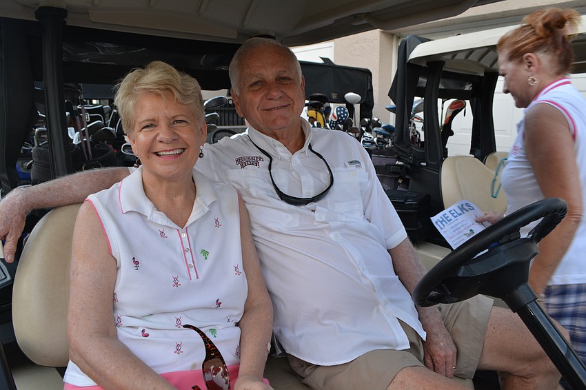 Michele and Bill Mann visit from Eustus to play with friends and Elks Tonya and Jerry Ditty.