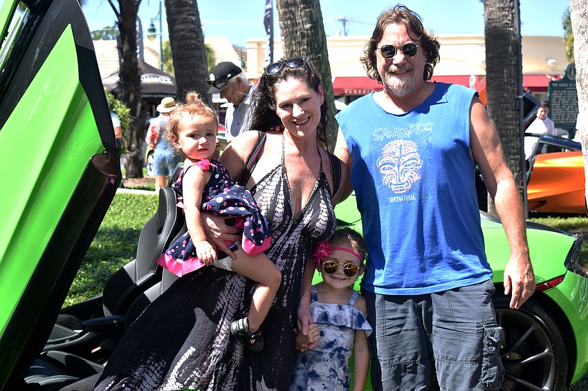 Leah, Heather, Laylah and Dave Schmitz