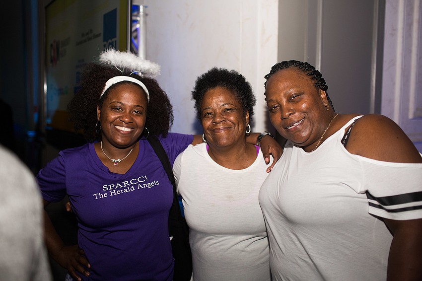 Tanjee and Glinda Lane with Eva Williams