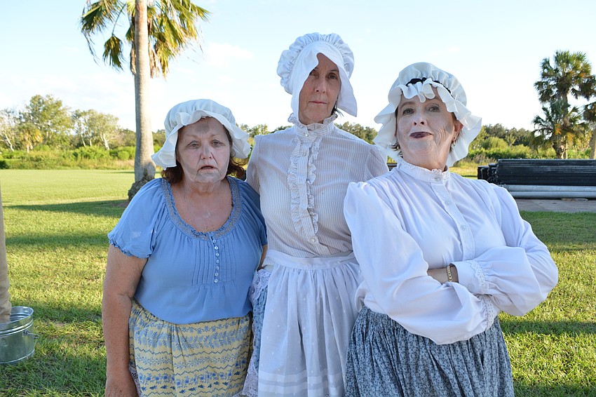 Lynn Lane, Tara's Darralene Duggins and Braden Oaks' Donna DeFant usher guests to the outdoor theater.