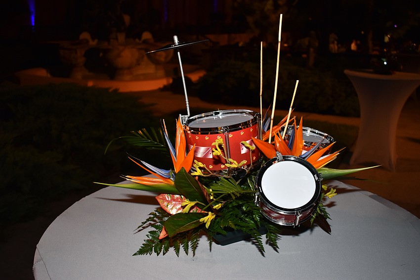 Centerpieces went along with the musical theme of the night.