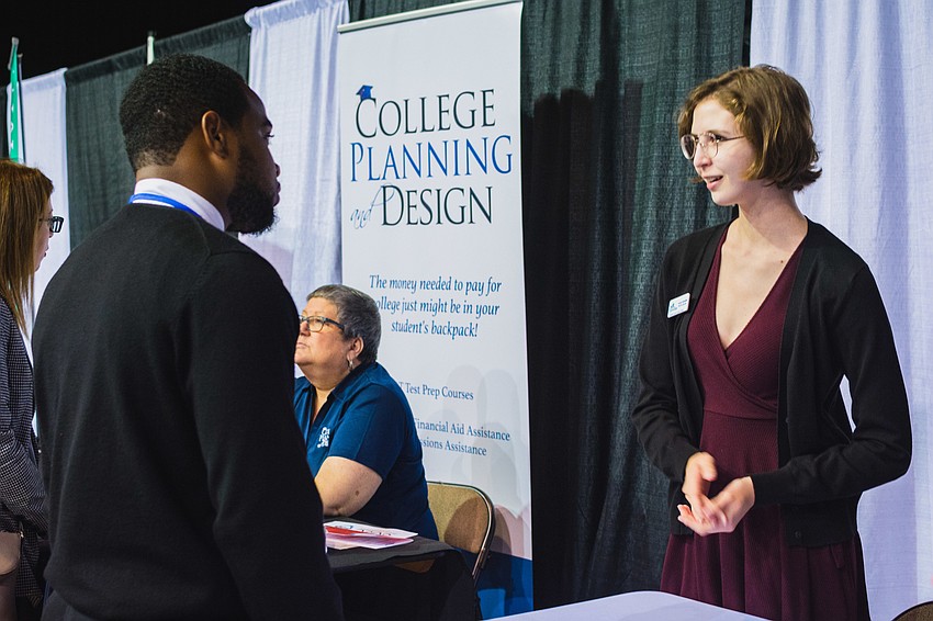 Jessica Calzadilla of JFCS of the Suncoast meets with a college student.