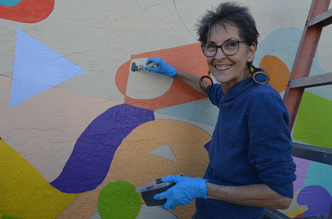 Artist Grace Howl was excited about getting neighbors involved in creating public art. â€œI want people to come back and say, â€˜I did that piece,â€™â€ Howl said.