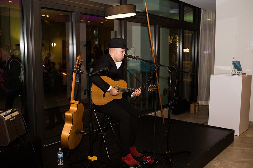 Cuban music was played throughout the evening.