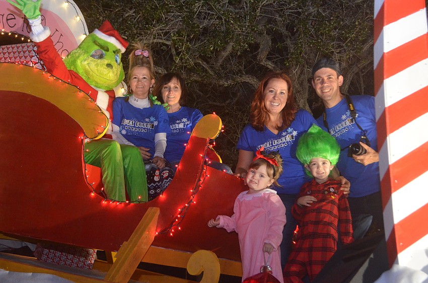 Stage Door Studio's Grinch, Sue Patchett, Lisa Broadwater, Brooklyn Athridge, Jill Athridge, AJ Athridge and Mark Athridge
