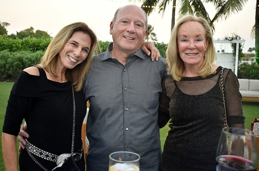 Roberta Straff, George Kennedy and Donna Frieze