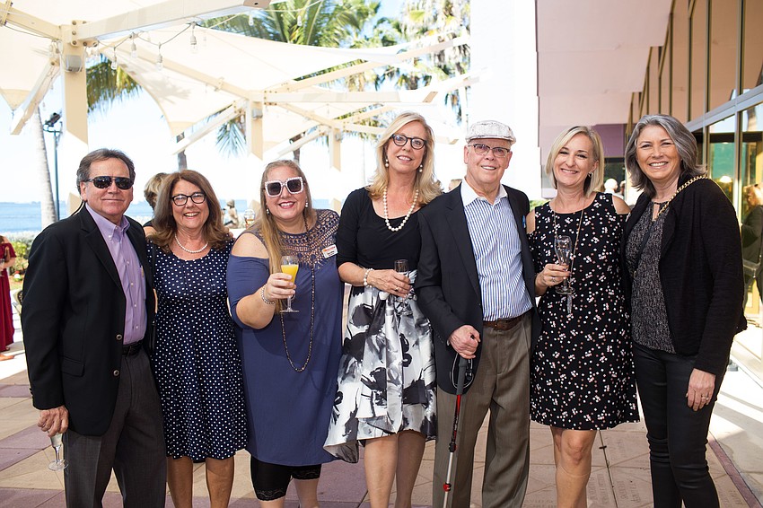 Dennis Gilkey, Becky Moody, Gana Gilkey, Kathy Gilkey, Dick and JJ Williams and Doreen Sutherland