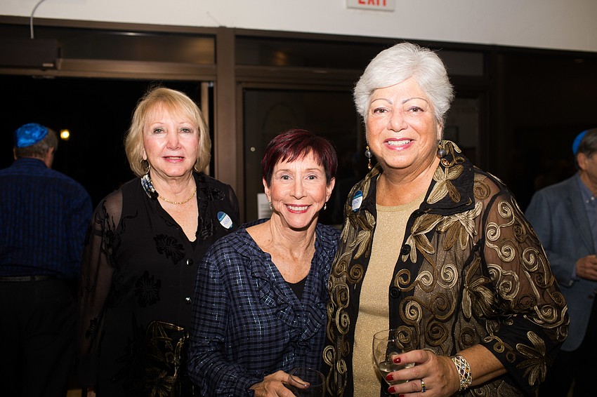 Adrea Sukin, Ros Mazur and Co-Chairwoman Sandi Kligman
