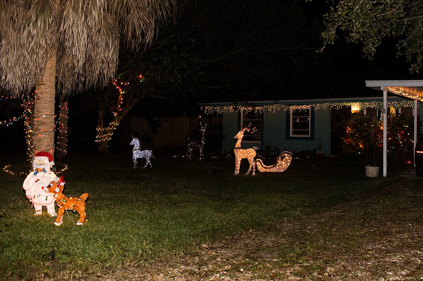 The raindeer are scattered around Hyde Park Circle.