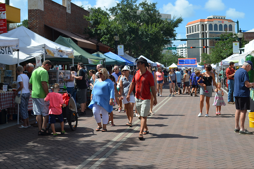 The Sarasota Farmers Market offered to fund the design and construction of a new facility that would include restrooms for market customers.