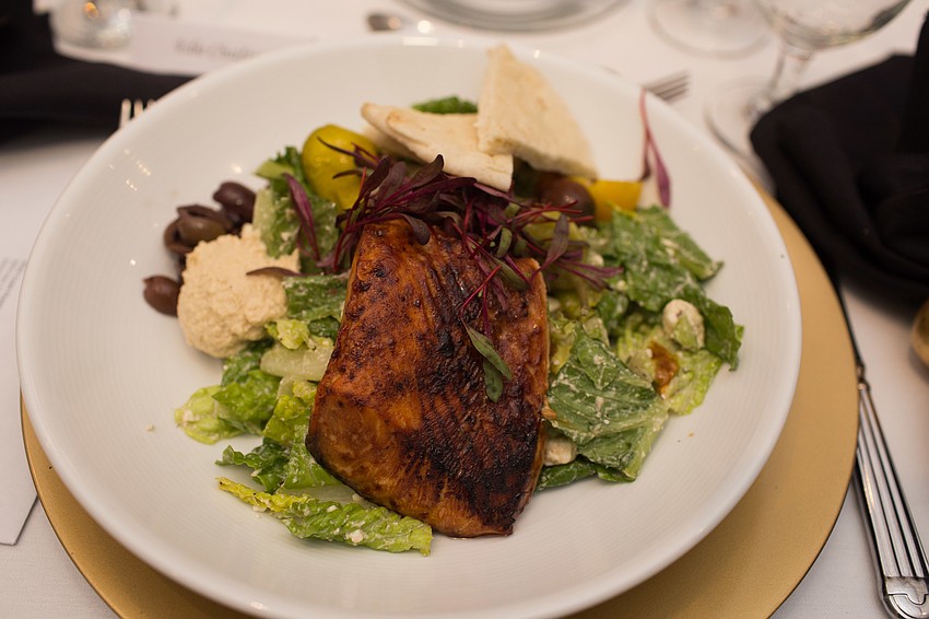 Greek salad was served for lunch.