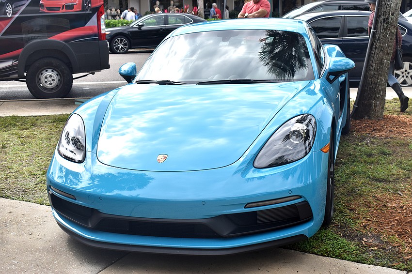 Zue and Zee Andrusyshyn