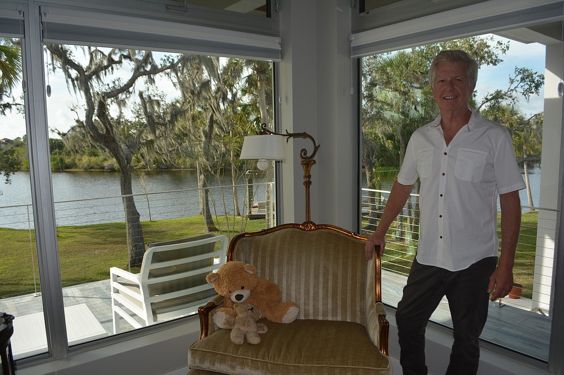 Every room of Scott Fore&#39;s home has a spectacular view.