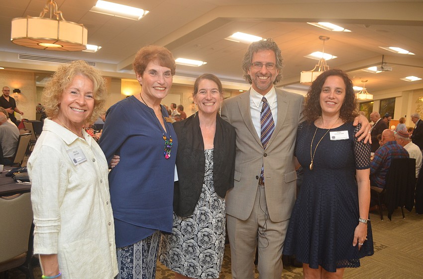 Paula Hayden, Alice Cotman, Rabbi Elaine Glickman, Rabbi Brenner Glickman and Dori Goldfarb