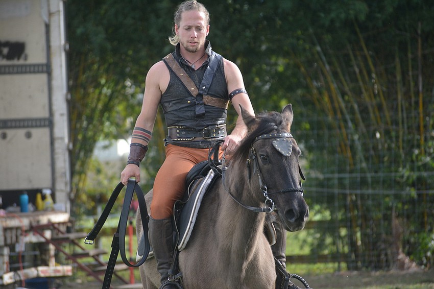 Ermes Zamperla, the brother of Olissio Zoppe, does many of the dangerous bareback tricks.