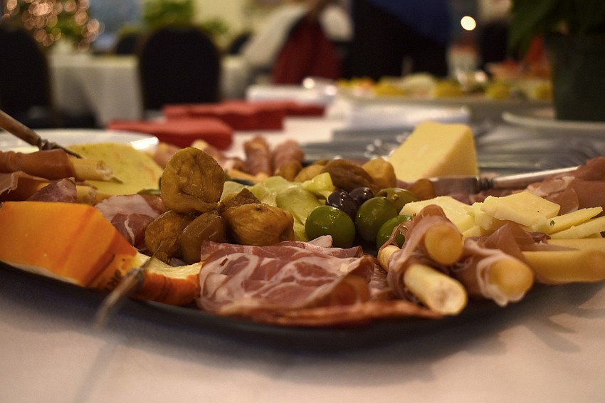 Following the concert, attendees enjoyed a “Twelfth Night Feast.”