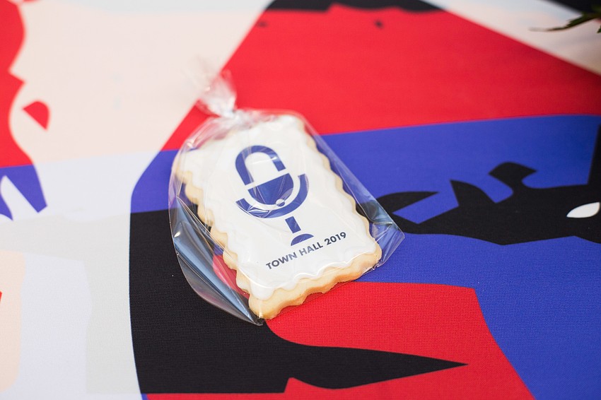 Guests left with a sugar cookie decorated for RCLA.