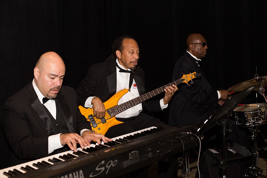 Entertainment was set up both in the VIP cocktail room and in the general reception hall of The Ritz-Carlton, Sarasota.