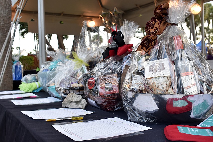 Silent auctions items were available to be bid on. Items ranged from photo sessions to spa packages.