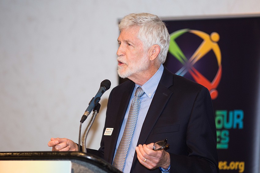 Co-Chairman Dennis McGillicuddy took the stage for the welcome.